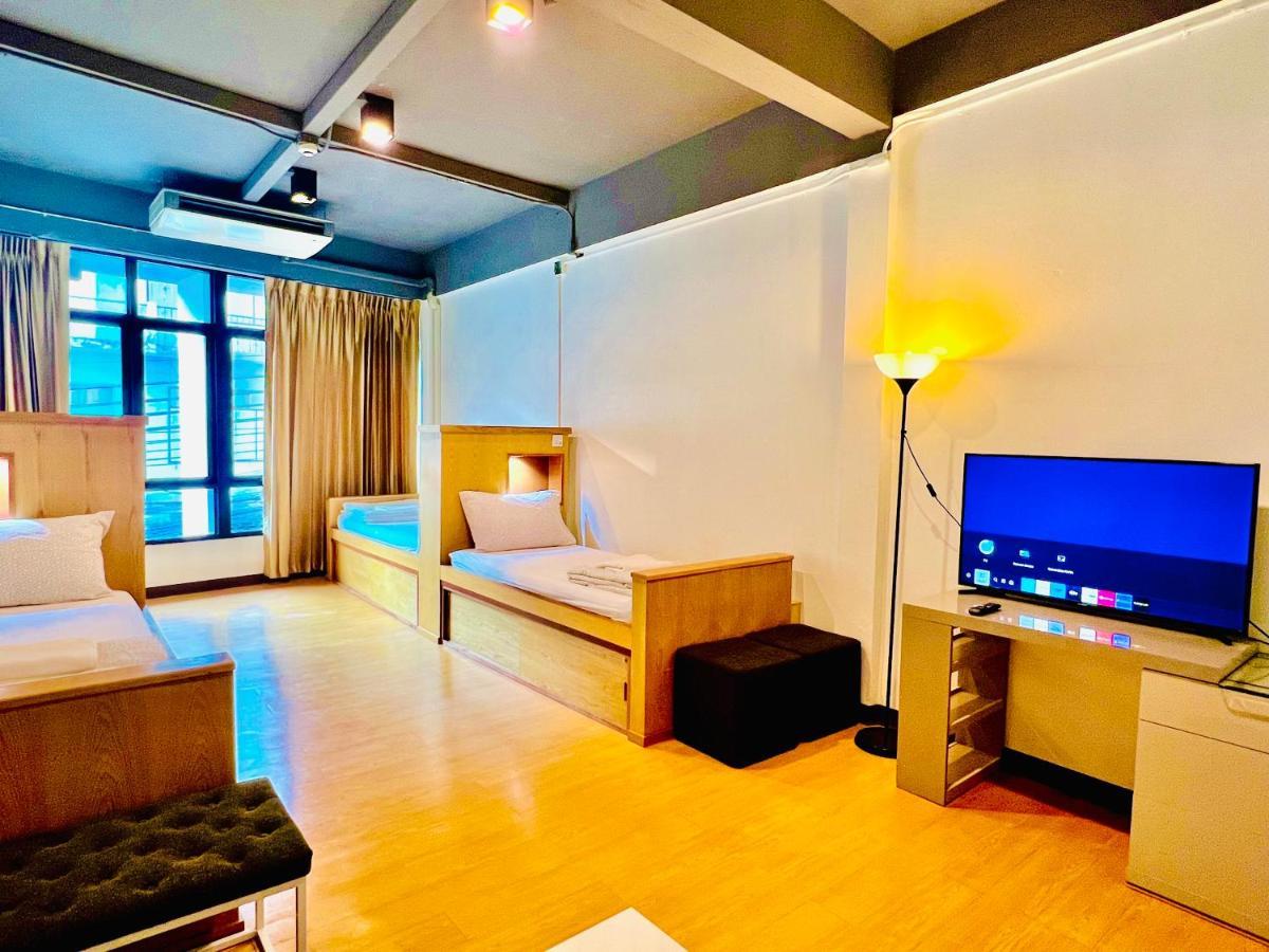 Daraya Hostel Bangkok Esterno foto