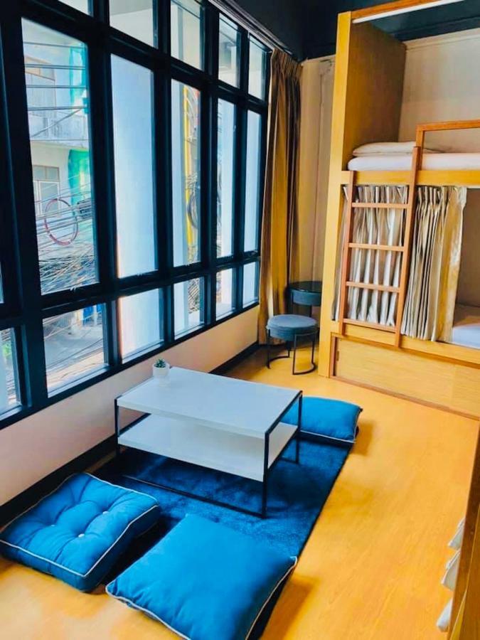 Daraya Hostel Bangkok Esterno foto